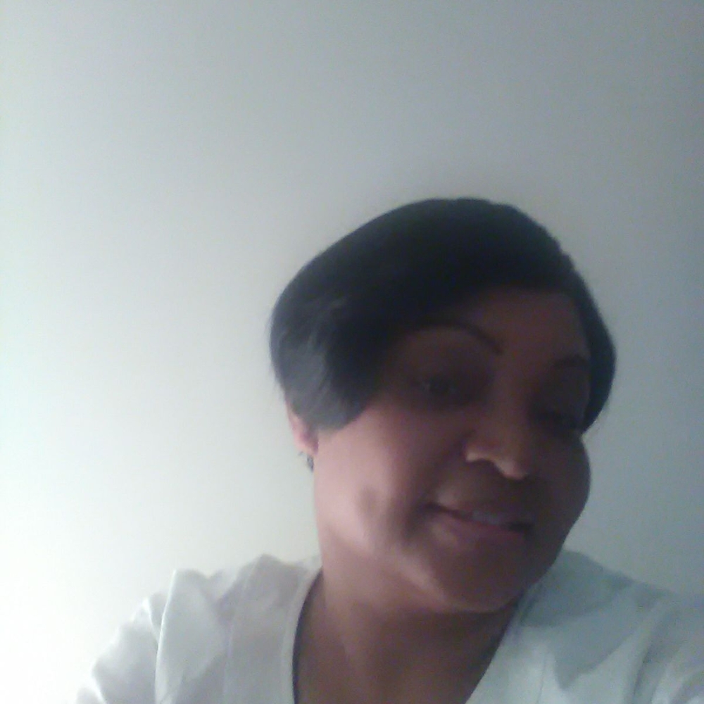 Meet your Posher, Phyllis